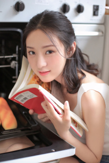《美丽邻居》电影免费观看